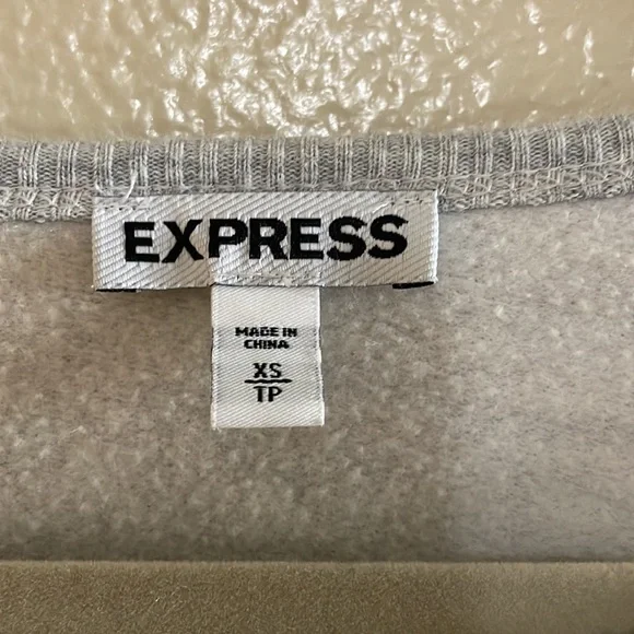 Express crop sweater - Picture 3 of 4